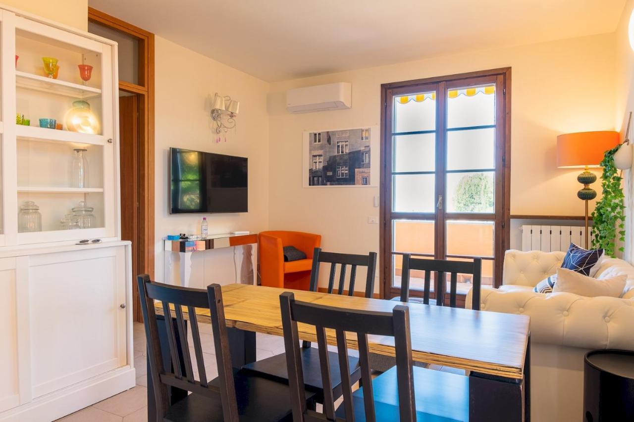 시르미오네 La Casa Sul Porto - Italian Homing 아파트 외부 사진