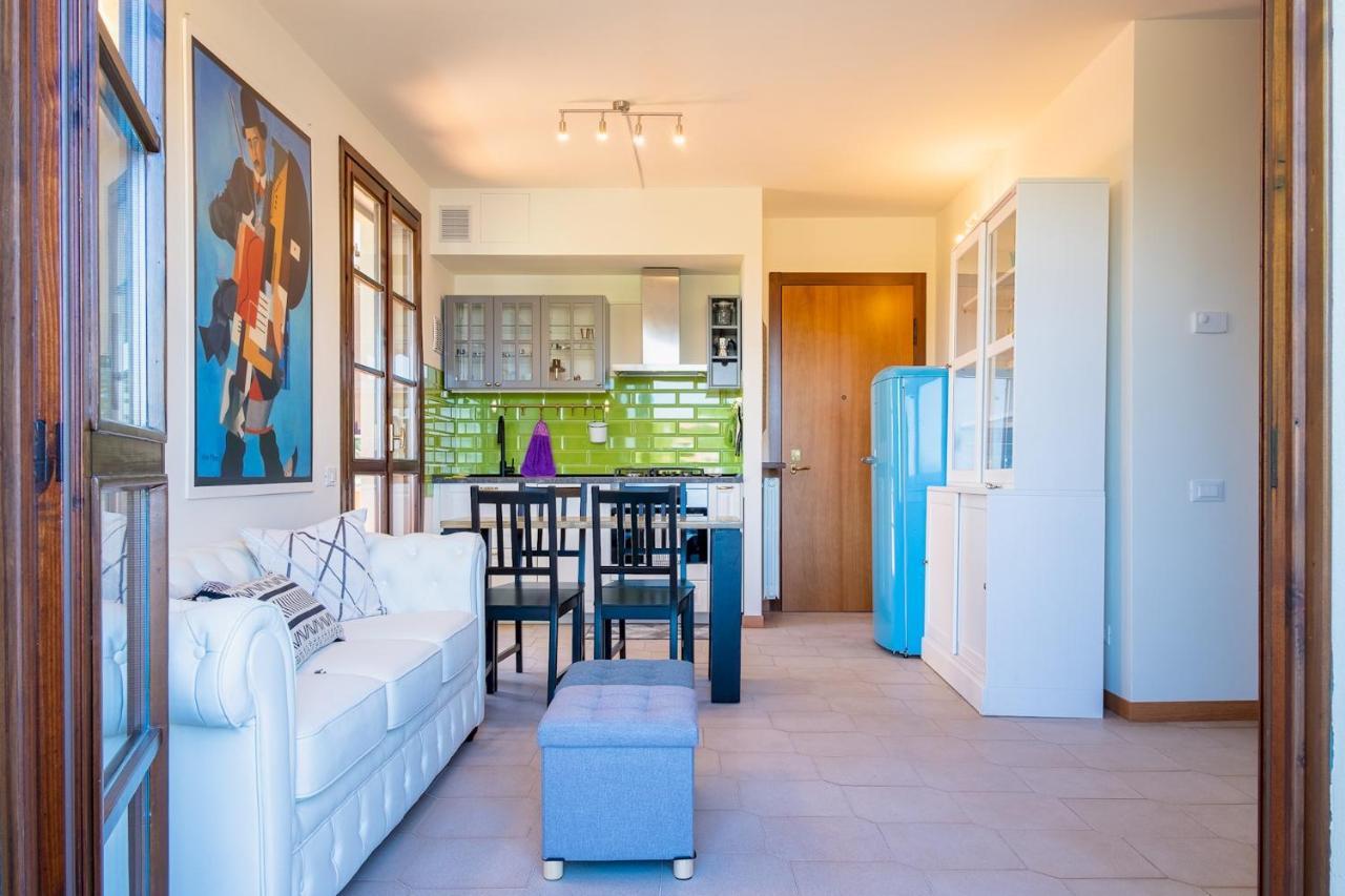 시르미오네 La Casa Sul Porto - Italian Homing 아파트 외부 사진