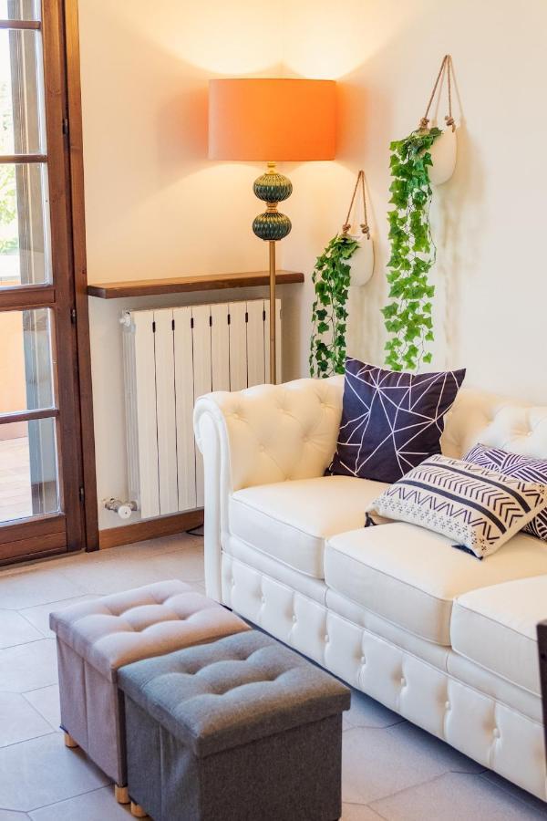 시르미오네 La Casa Sul Porto - Italian Homing 아파트 외부 사진